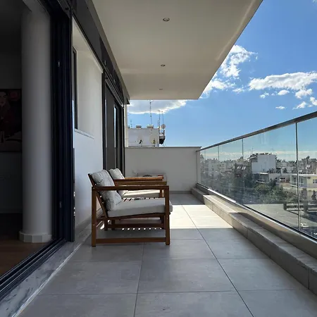 Th0 Luxury Two Bedrooms Apartments With High-Tech Amenities-2